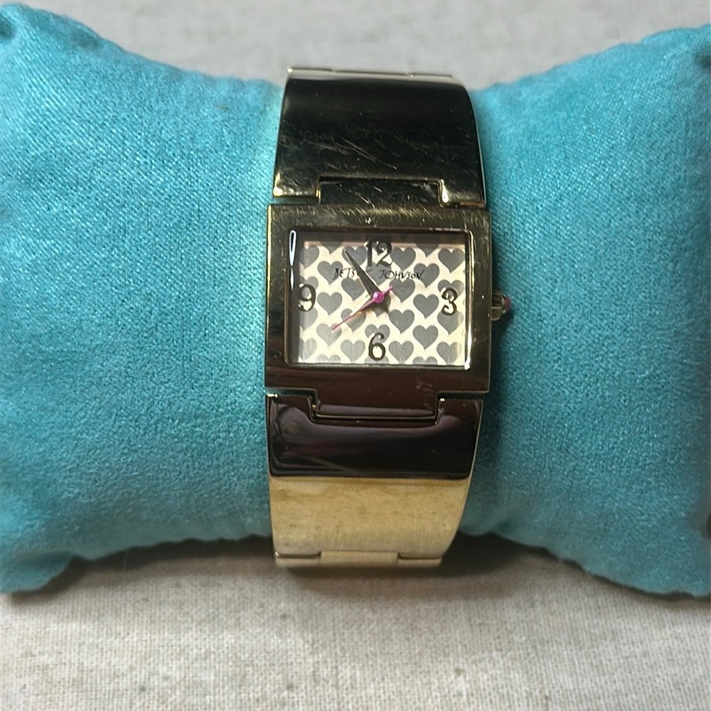 Betsey Johnson Stylish Gold Watch with Heart Design